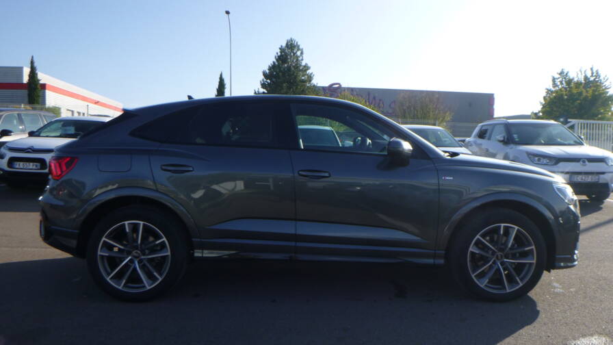 Mandataire Automobile neuf, recherche de Audi Q3-sportback-35-tdi-150-s-tronic-7-s-line-toit-acc-keyless-ja19 - E-Motors