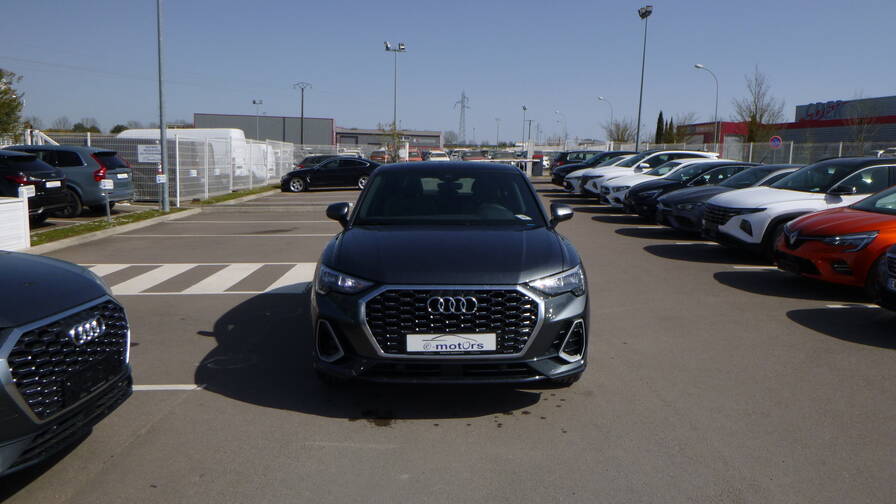 Mandataire Automobile occasion, recherche de Audi Q3-sportback-35-tdi-150-ch-s-tronic-7-s-line - E-Motors