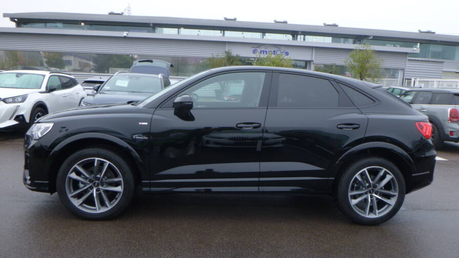 Mandataire Automobile neuf, recherche de Audi Q3-sportback-35-tdi-150-s-tronic-7-s-line-acc-keyless-ja19 - E-Motors