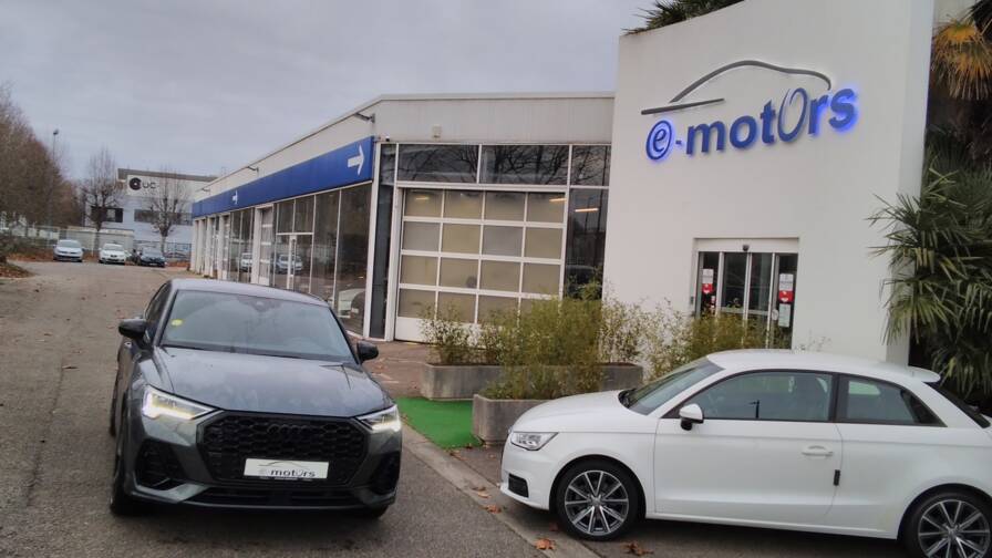 Avis-mandataire-auto-Emotors-Audi-Q3-sportback-35-tdi-150-ch-s-tronic-7-s-line.