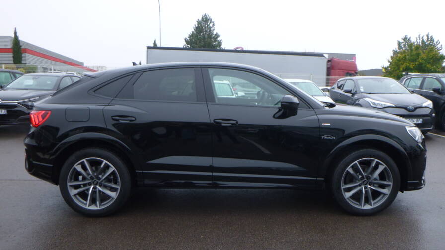 Mandataire Automobile neuf, recherche de Audi Q3-sportback-35-tdi-150-s-tronic-7-s-line-acc-keyless-ja19 - E-Motors