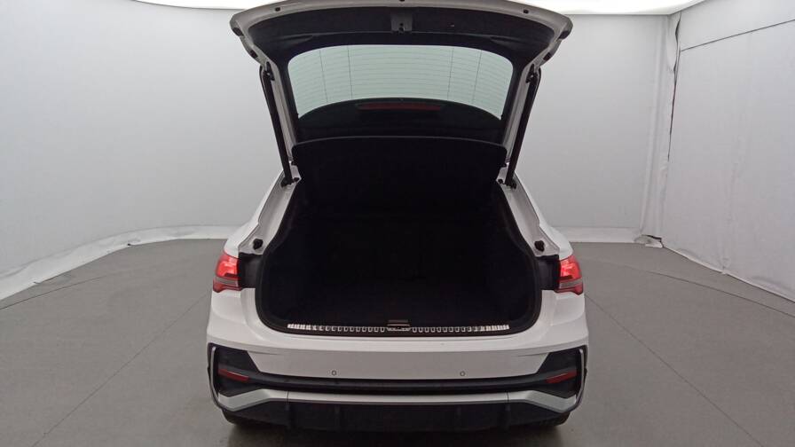 Mandataire Automobile occasion, recherche de Audi Q3-sportback-35-tdi-150-ch-s-tronic-7-s-line - E-Motors