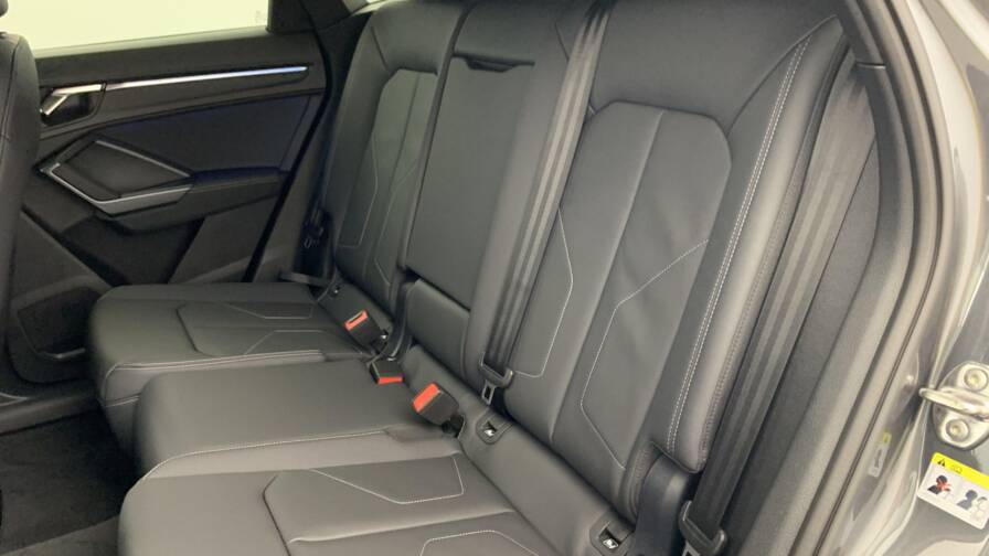 Mandataire Automobile neuf, recherche de Audi Q3-sportback-35-tdi-150-ch-s-tronic-7-s-line - E-Motors