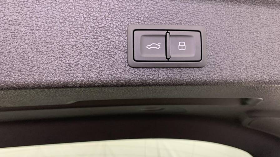 Mandataire Automobile neuf, recherche de Audi Q3-sportback-35-tdi-150-ch-s-tronic-7-s-line - E-Motors