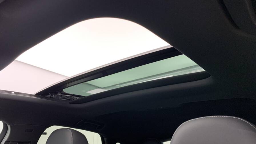 Mandataire Automobile neuf, recherche de Audi Q3-sportback-35-tdi-150-ch-s-tronic-7-s-line - E-Motors