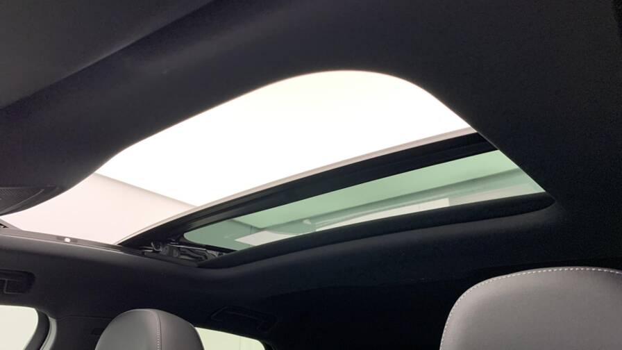 Mandataire Automobile neuf, recherche de Audi Q3-sportback-35-tdi-150-ch-s-tronic-7-s-line - E-Motors