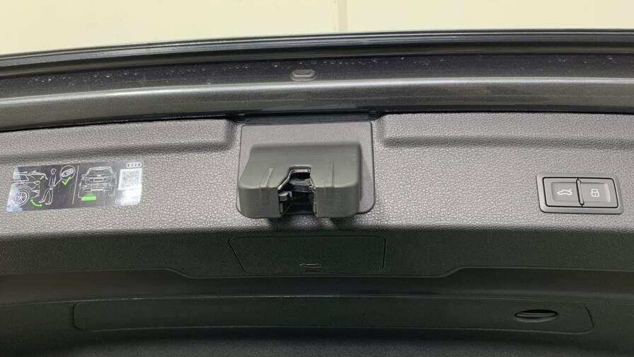 Mandataire Automobile neuf, recherche de Audi Q3-sportback-35-tdi-150-ch-s-tronic-7-s-line-plus - E-Motors