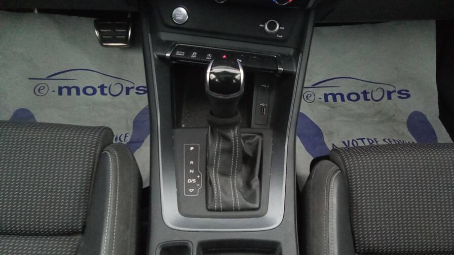 Mandataire Automobile occasion, recherche de Audi Q3-sportback-35-tdi-150-s-tronic-7-s-line-toit-camera - E-Motors