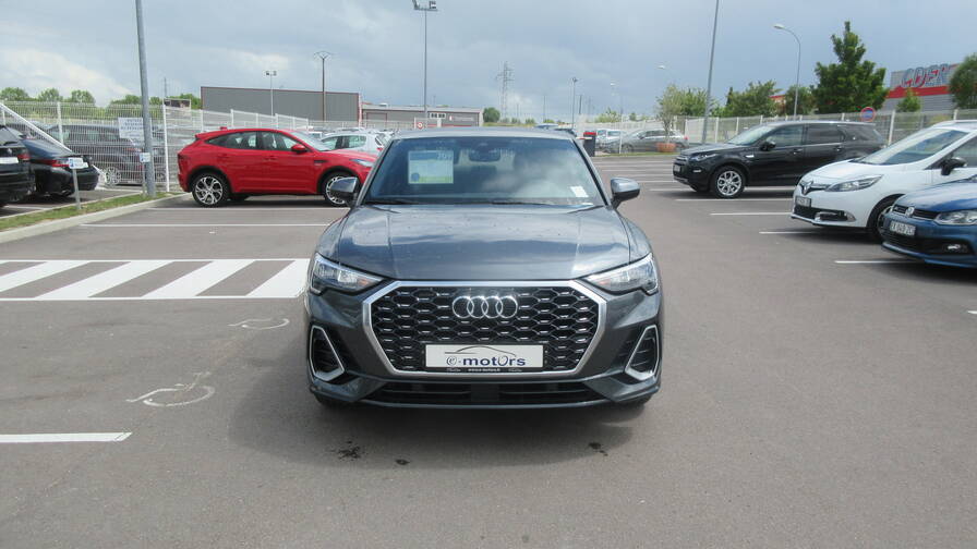 Avis-mandataire-auto-Emotors-Audi-Q3-sportback-S-line-35-tdi-150-ch-s-tronic-7-plus-ja19-plus-camera-de-recul-plus-sieges-chauffants-plus-toit-pano.