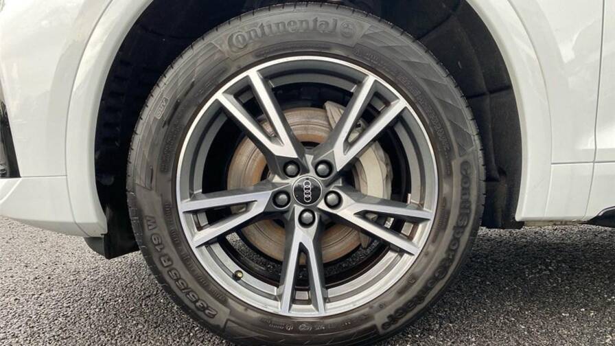 Mandataire Automobile occasion, recherche de Audi Q5-ii-50-tfsie-299-s-tronic-7-quattro-s-line - E-Motors