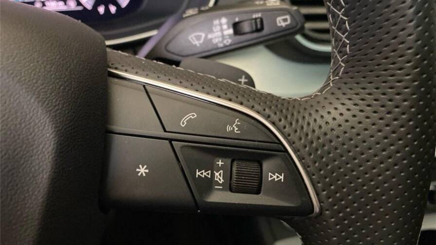 Mandataire Automobile occasion, recherche de Audi Q5-ii-50-tfsie-299-s-tronic-7-quattro-s-line - E-Motors