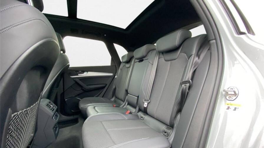 Mandataire Automobile occasion, recherche de Audi Q5-ii-50-tfsie-299-s-tronic-7-quattro-s-line - E-Motors