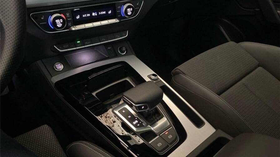 Mandataire Automobile occasion, recherche de Audi Q5-ii-50-tfsie-299-s-tronic-7-quattro-s-line - E-Motors