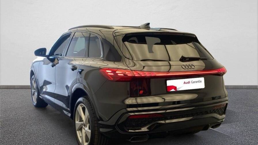 Mandataire Automobile neuf, recherche de Audi Q5-iii-tfsi-204-ch-hybride-s-tronic-7-quattro-s-line - E-Motors