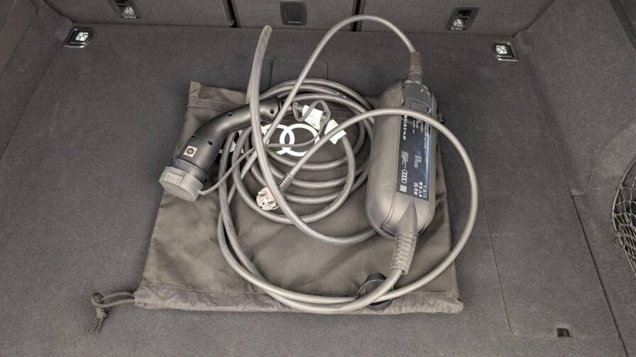 Mandataire Automobile occasion, recherche de Audi Q5-sportback-50-tfsie-299-s-tronic-7-quattro-s-line - E-Motors