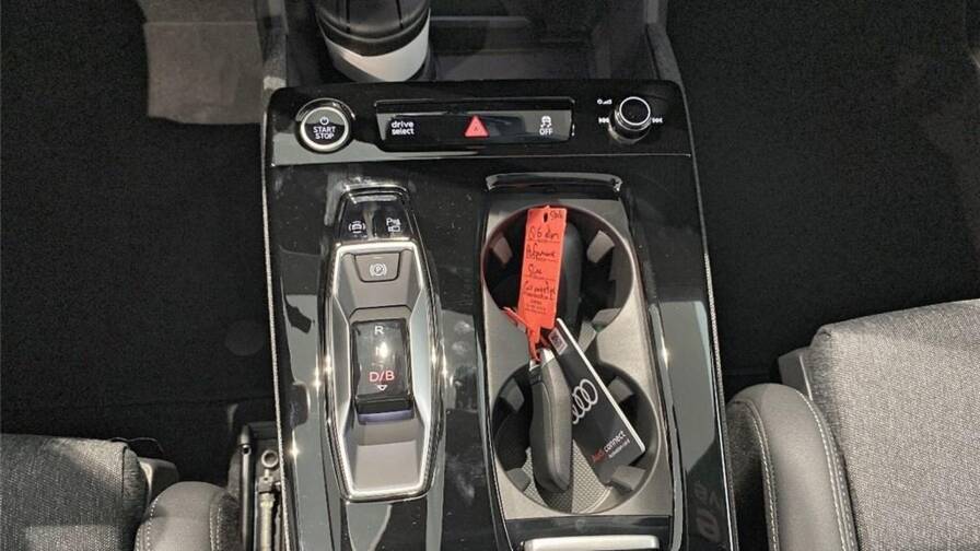 Mandataire Automobile neuf, recherche de Audi Q6-e-tron-306-ch-100-kwh-performance-s-line - E-Motors