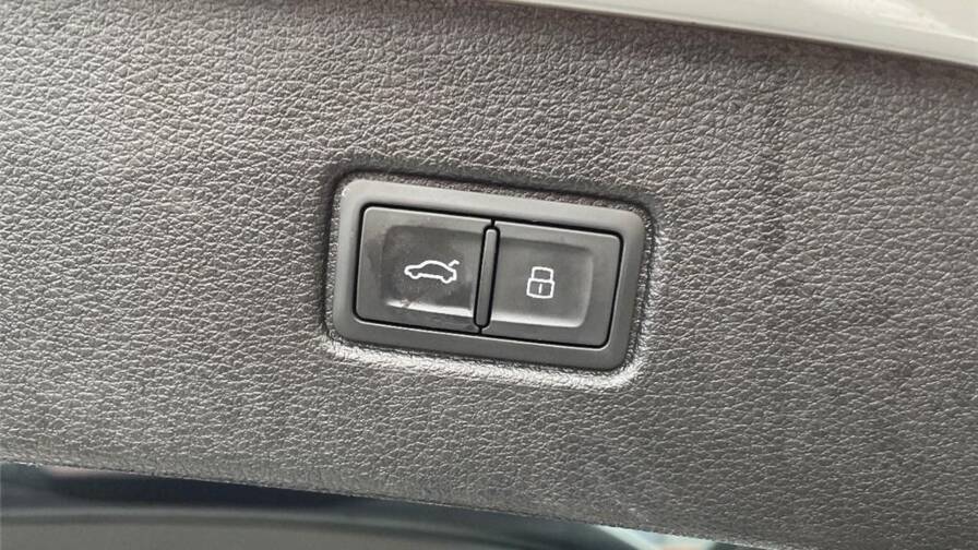 Mandataire Automobile occasion, recherche de Audi Q7-ii-3-0-v6-tdi-clean-diesel-272-tiptronic-8-quattro-5pl-s-line - E-Motors