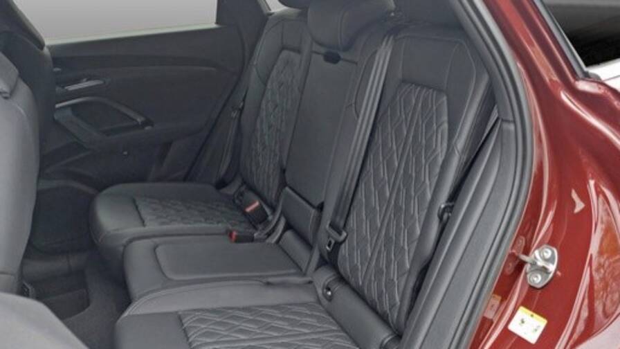 Mandataire Automobile neuf, recherche de Audi Sq5-sportback-tfsi-367-ch-hybride-s-tronic-7-quattro - E-Motors