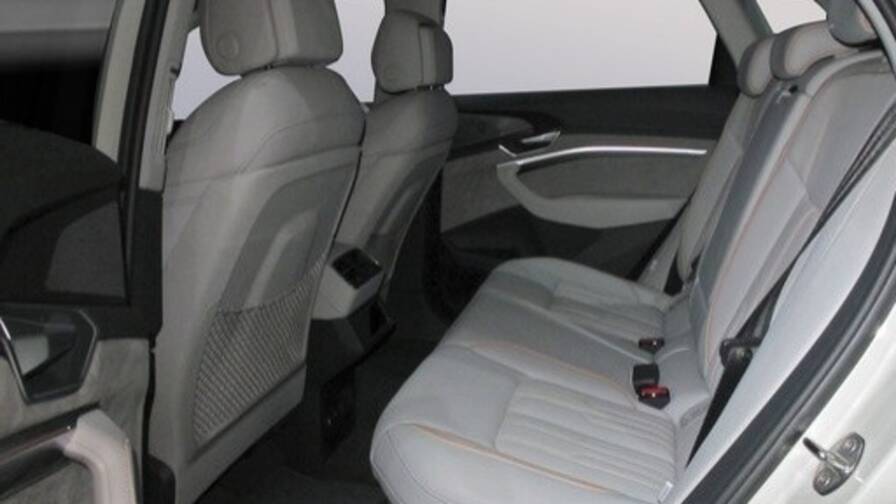 Mandataire Automobile neuf, recherche de Audi Sq8-e-tron-503-ch-114-kwh-quattro - E-Motors