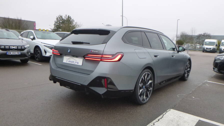 Mandataire Automobile occasion, recherche de Bmw I5-touring-m60-xdrive-601-ch - E-Motors