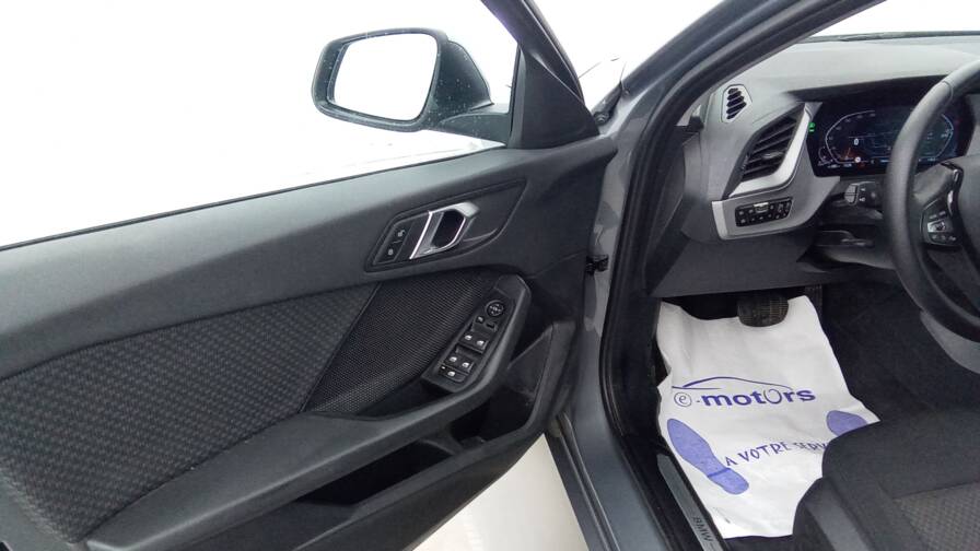 Mandataire Automobile occasion, recherche de Bmw 116d-116-dkg7-design-gpspro-park-assist - E-Motors