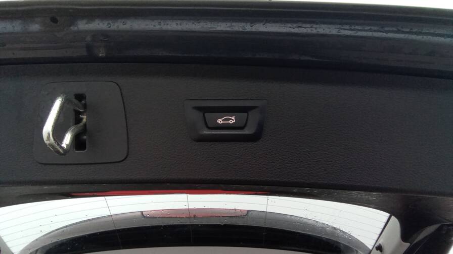 Mandataire Automobile occasion, recherche de Bmw Active-tourer-216d-116-dkg7-lounge-gps-camera - E-Motors