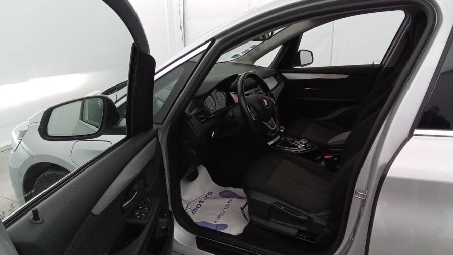 Mandataire Automobile occasion, recherche de Bmw Active-tourer-225xe-224-lounge-gps-camera - E-Motors