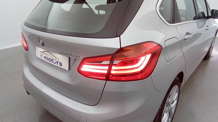 Mandataire Automobile occasion, recherche de Bmw Active-tourer-225xe-224-lounge-gps-camera - E-Motors