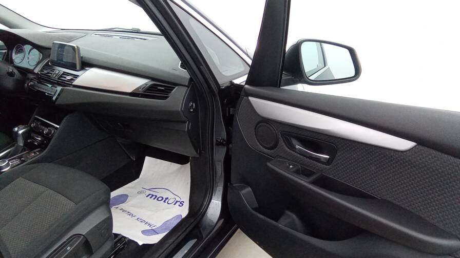 Mandataire Automobile occasion, recherche de Bmw Active-tourer-225xe-iperf-224-bva6-lounge-plus-gps-plus-cam-ra - E-Motors