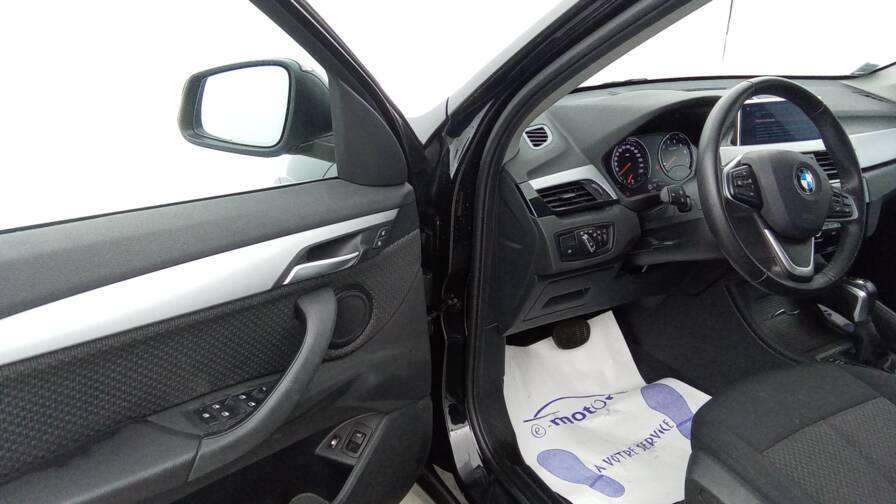 Mandataire Automobile occasion, recherche de Bmw X1-xdrive-25e-220-bva6-design - E-Motors
