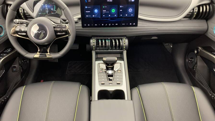 Mandataire Automobile neuf, recherche de Byd Atto-3-60-5-kwh-204-ch-design - E-Motors