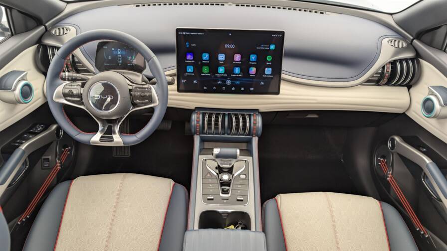 Mandataire Automobile neuf, recherche de Byd Atto-3-60-5-kwh-204-ch-design - E-Motors