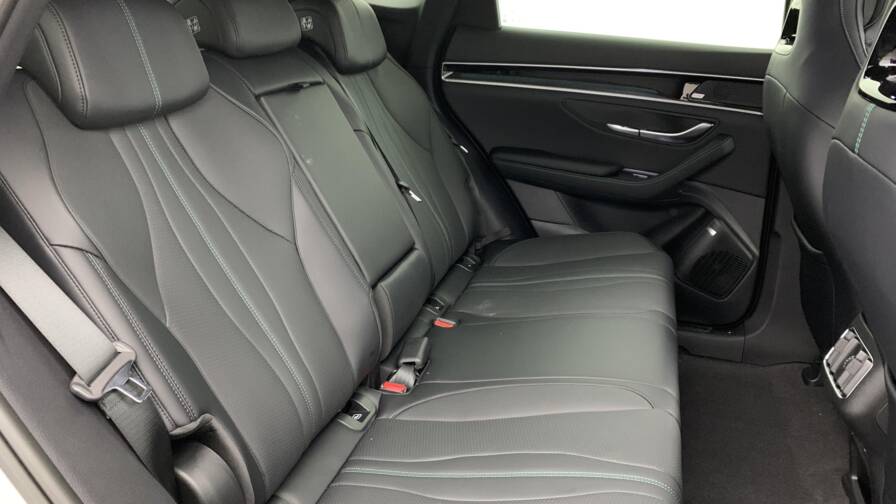 Mandataire Automobile neuf, recherche de Byd Seal-u-1-5l-dm-i-218-ch-phev-boost - E-Motors