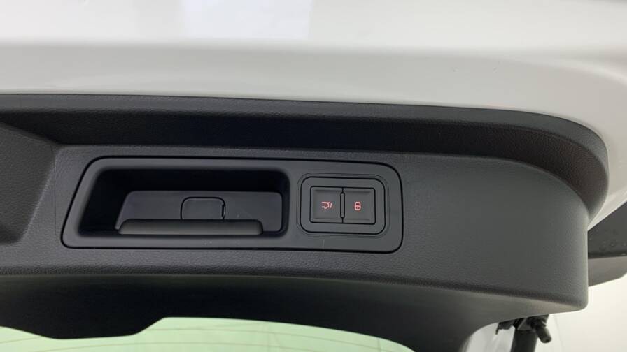 Mandataire Automobile neuf, recherche de Byd Seal-u-1-5l-dm-i-218-ch-phev-boost - E-Motors