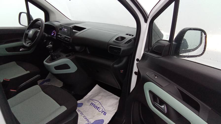 Mandataire Automobile occasion, recherche de Citroen Berlingo-taille-m-puretech-110-live - E-Motors