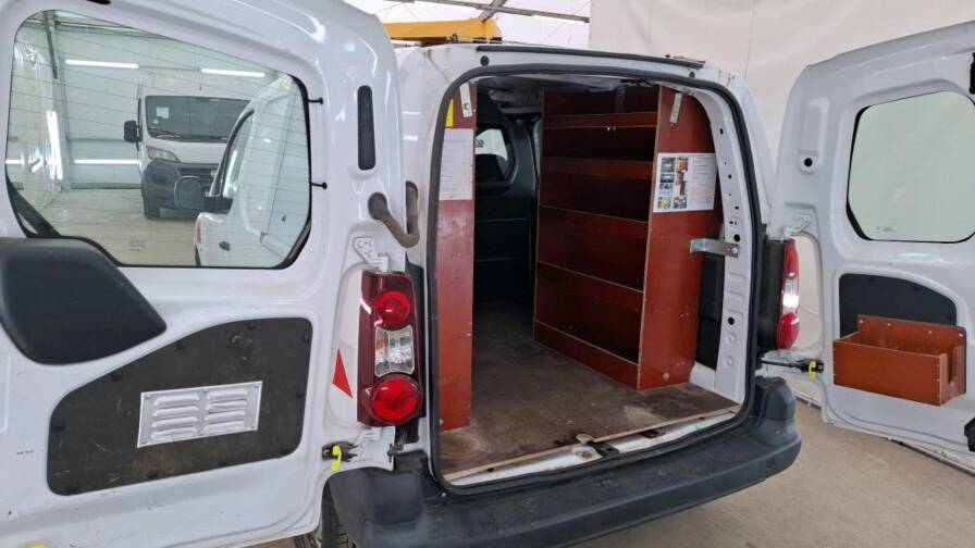 Mandataire Automobile occasion, recherche de Citroen Berlingo-m-bluehdi-100-club - E-Motors