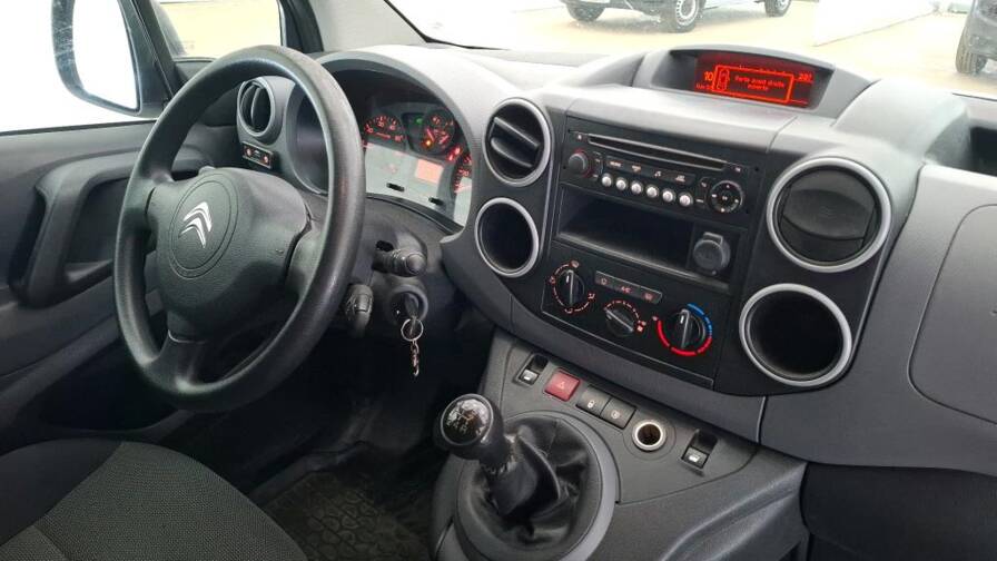 Mandataire Automobile occasion, recherche de Citroen Berlingo-m-bluehdi-100-club - E-Motors