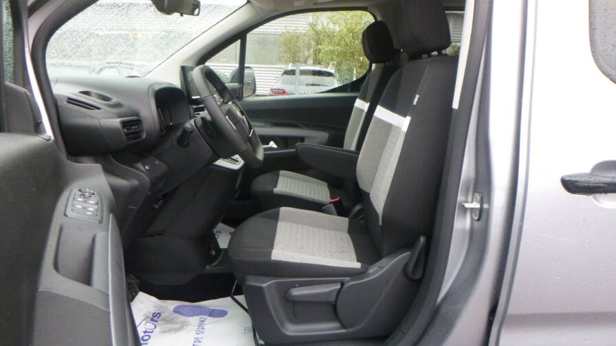 Mandataire Automobile neuf, recherche de Citroen Berlingo-taille-m-bluehdi-130-s-s-eat8-plus-plus-pack-style - E-Motors