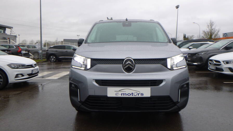 Mandataire Automobile neuf, recherche de Citroen Berlingo-taille-m-bluehdi-130-s-s-eat8-plus-plus-pack-style - E-Motors