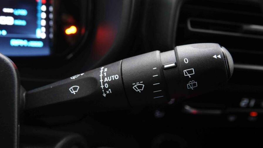 Mandataire Automobile neuf, recherche de Citroen Berlingo-1-5-hdi-130-eat-plus - E-Motors