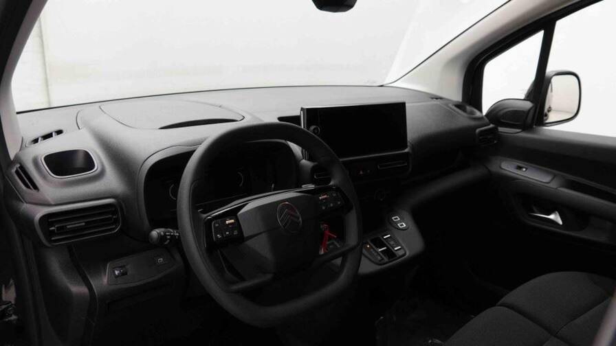 Mandataire Automobile neuf, recherche de Citroen Berlingo-1-5-hdi-130-eat8 - E-Motors