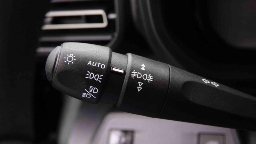 Mandataire Automobile neuf, recherche de Citroen Berlingo-1-5-hdi-130-eat8 - E-Motors