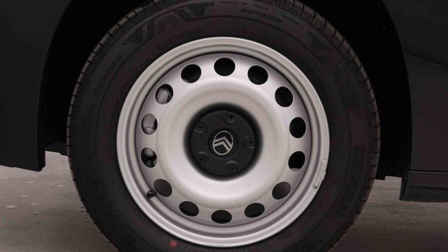 Mandataire Automobile neuf, recherche de Citroen Berlingo-1-5-hdi-130-eat8 - E-Motors