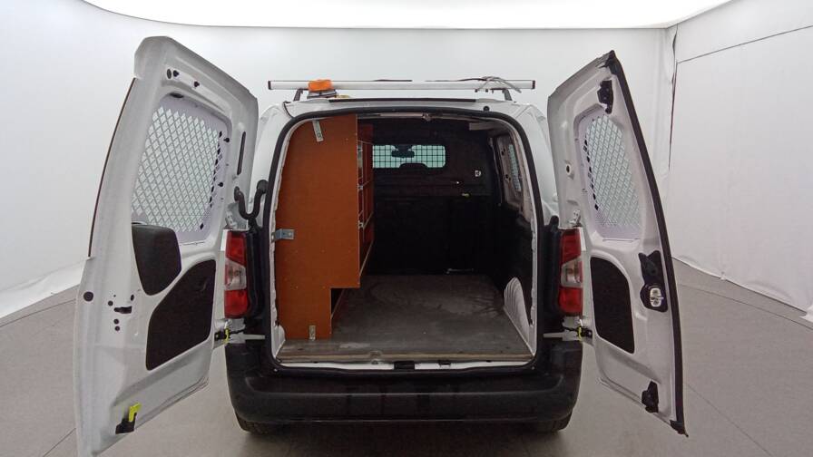 Mandataire Automobile occasion, recherche de Citroen Berlingo-van-m-1000-bluehdi-130-eat8-worker-3pl-plus-gps-plus-pdc-ar-av - E-Motors