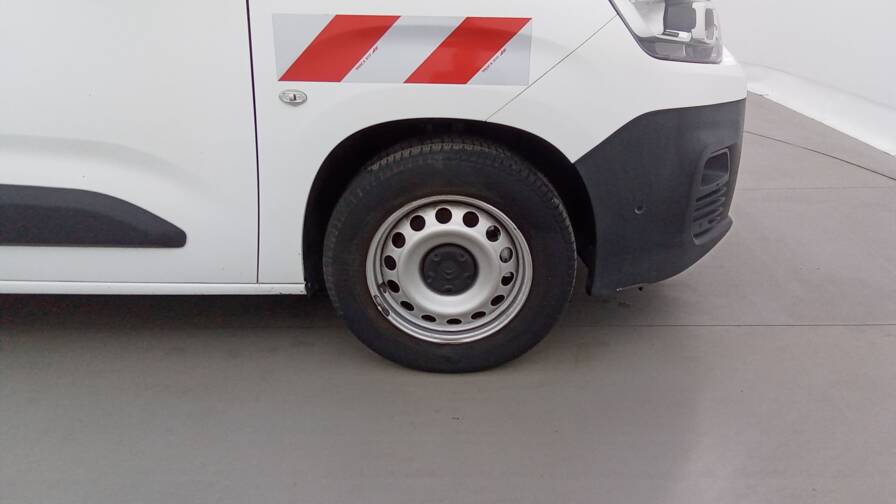 Mandataire Automobile occasion, recherche de Citroen Berlingo-van-m-1000-bluehdi-130-eat8-worker-3pl-plus-gps-plus-pdc-ar-av - E-Motors