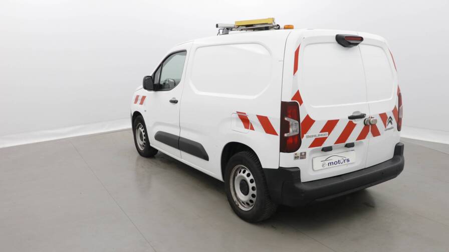 Mandataire Automobile occasion, recherche de Citroen Berlingo-van-m-1000-puretech-130-eat8-worker-3pl-plus-gps-plus-pdc-ar-av - E-Motors
