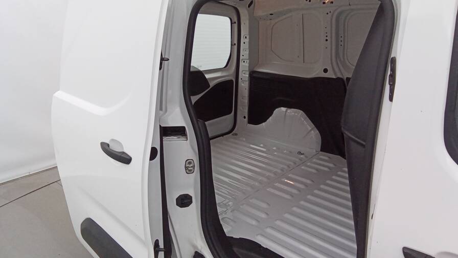 Mandataire Automobile occasion, recherche de Citroen Berlingo-van-m-650-bluehdi-100-club-plus-gps - E-Motors