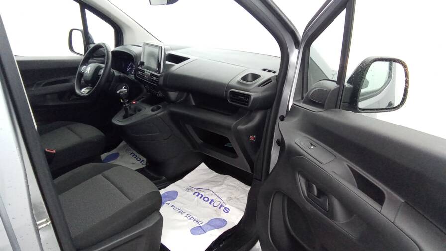 Mandataire Automobile occasion, recherche de Citroen Berlingo-van-m-650-puretech-110-club-plus-gps - E-Motors