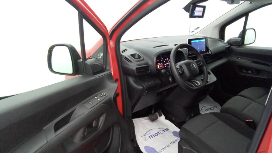 Mandataire Automobile occasion, recherche de Citroen Berlingo-van-m-650-puretech-130-eat8-driver-3pl - E-Motors