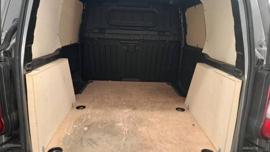 Mandataire Automobile occasion, recherche de Citroen Berlingo-van-m-650-puretech-110-s-s-club-plus-nav - E-Motors